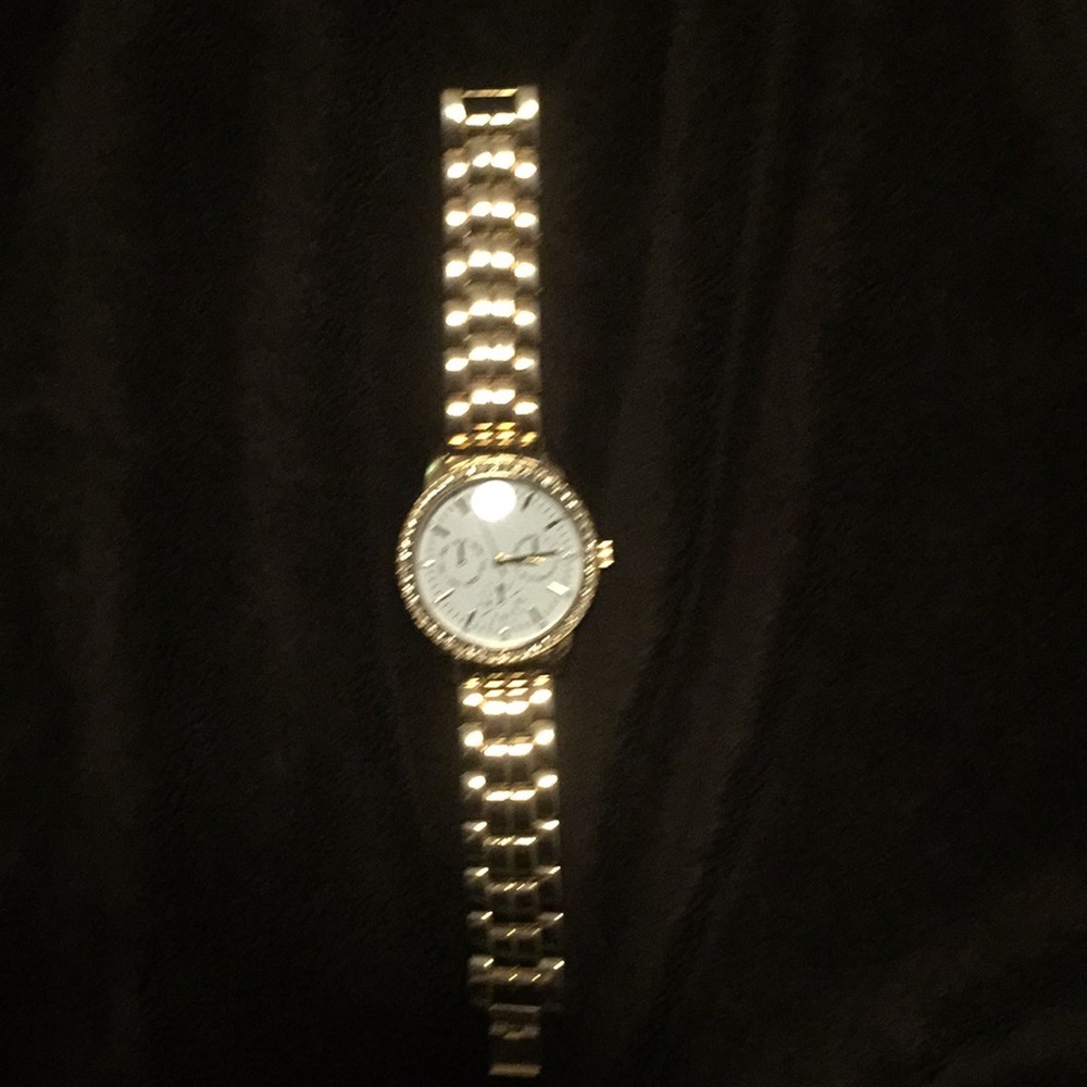 Gold boyfriend watch